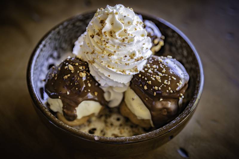 Profiteroles